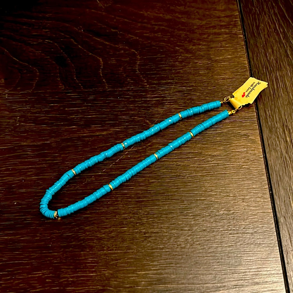 Cute gold necklace